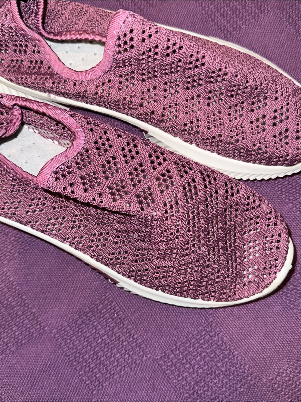 Slip-On Knit Sneakers in purple